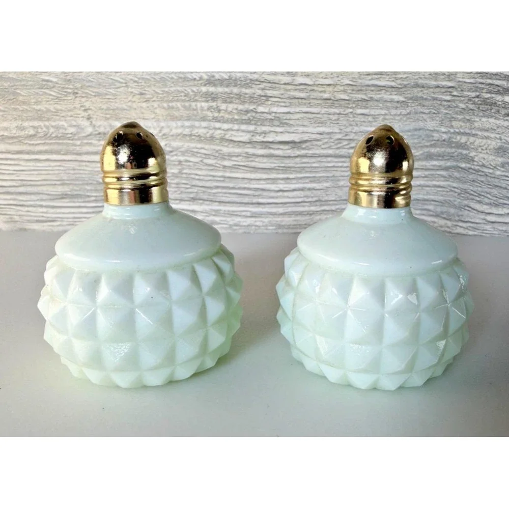 VTG MCM Diamond Hobnail White Milk Glass Salt And Pepper Shakers Japan